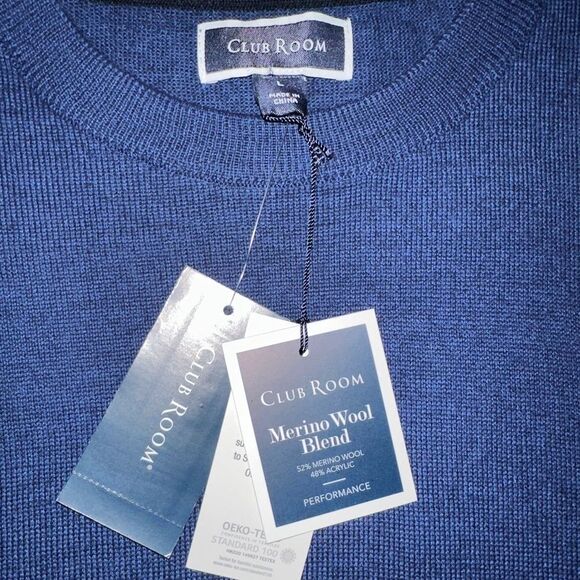 Light Moreno Crewneck - Picture 5 of 5